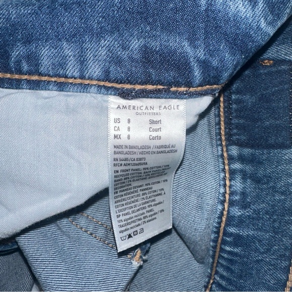 American Eagle Outfitters AE Ultra wide leg, low-rise Jeans 8 short - Picture 12 of 12